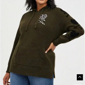 NWT TORRID 3 (3X 22W 24W) Olive Drop Shoulder Heart Crossbones Hoodie Sweater